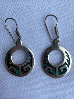 Vintage Sterling Silver 92.5 inlaid mosaic turquoise dangle round earrings
